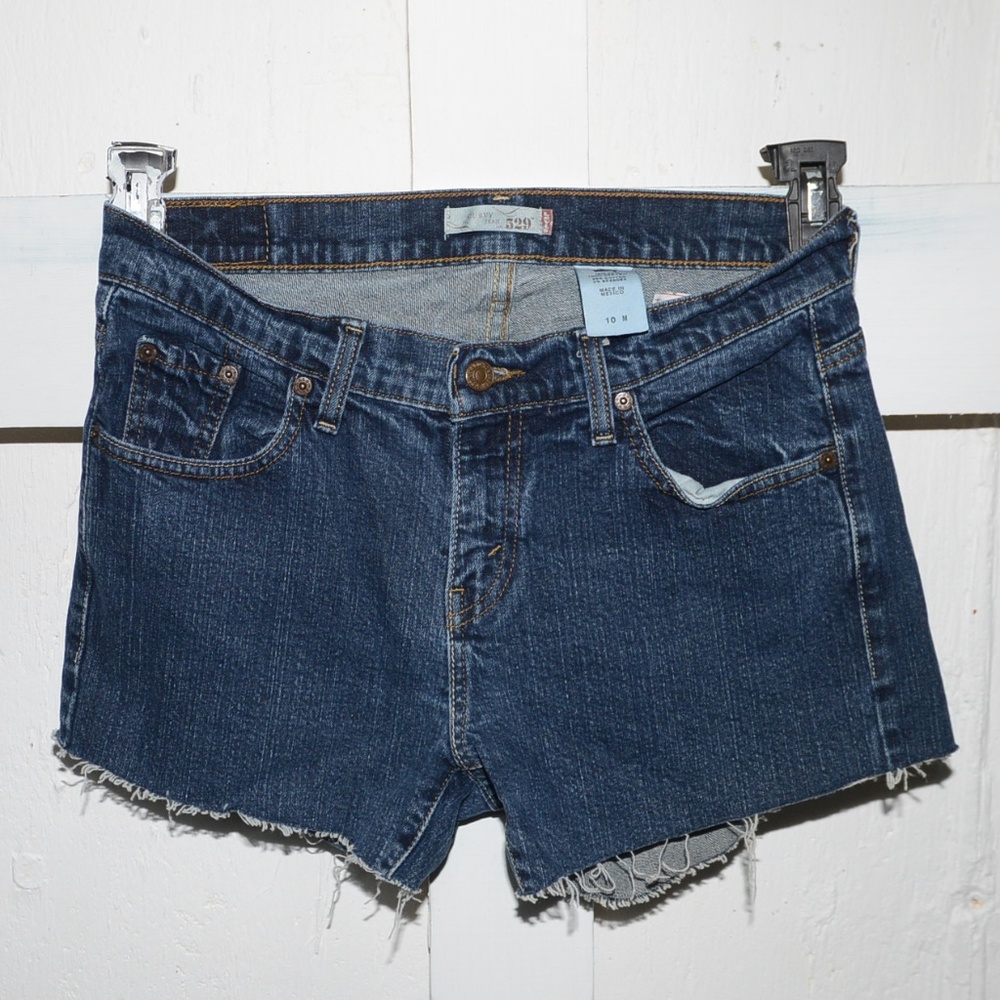 Levi's womens cut off shorts size 10 -818-